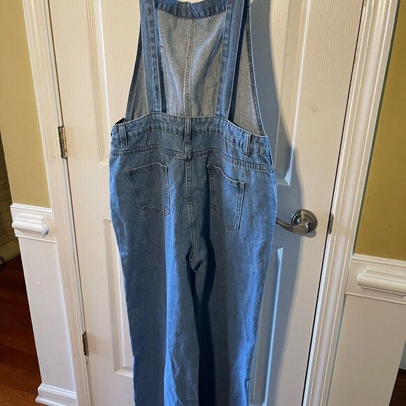 NWT SHEIN SYX women’s plus size faded Blue and Ripped Denim Overalls SZ1X - Picture 7 of 16